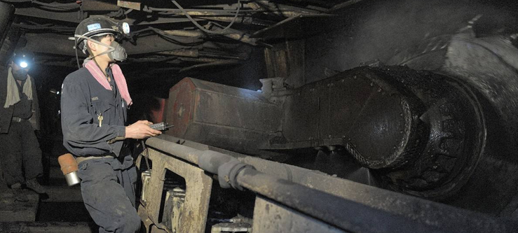 礦企要加強(qiáng)對機(jī)械從業(yè)人員的技術(shù)和安全意識培訓(xùn)